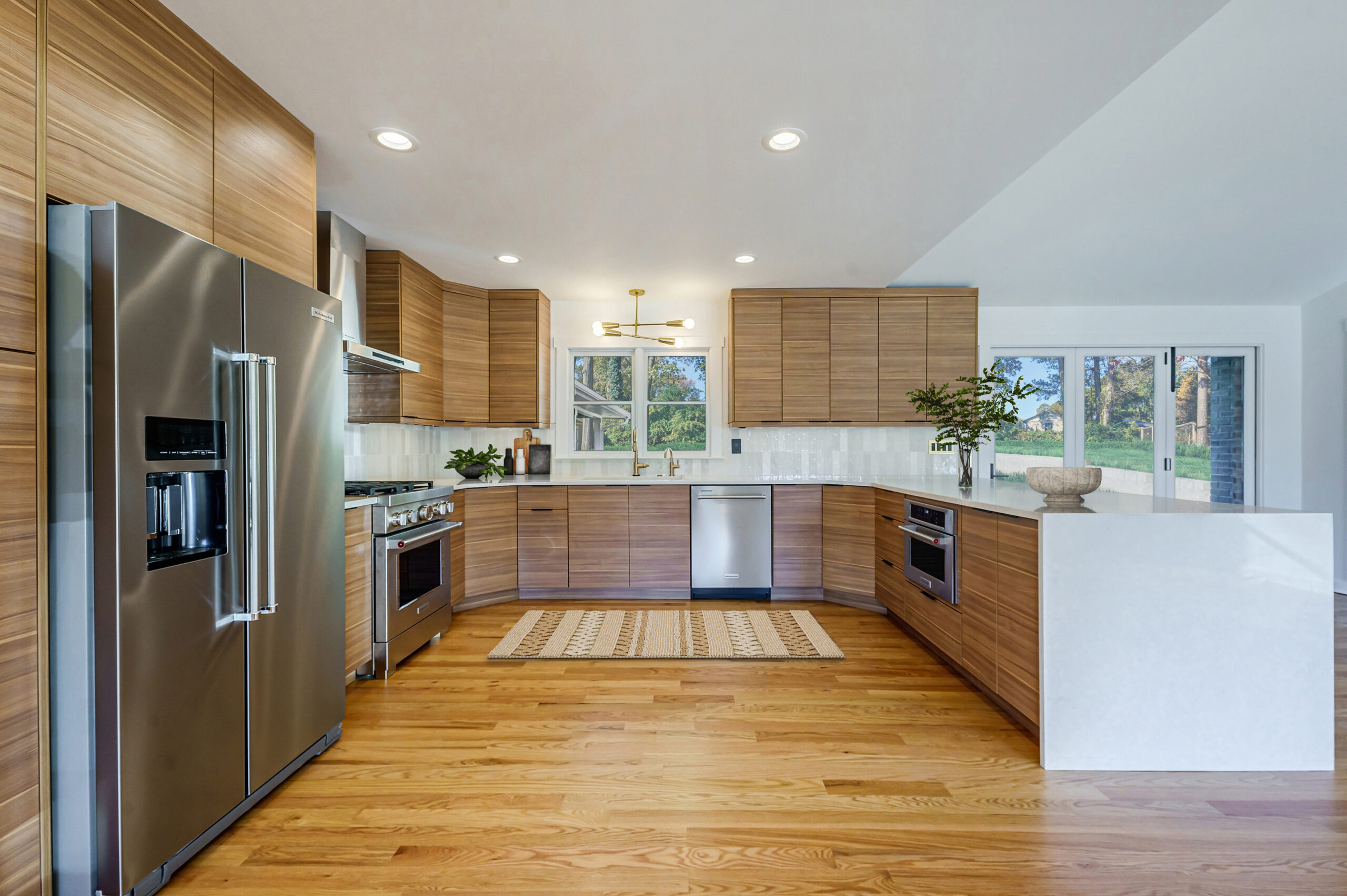 17_kitchen_staged_correctedv2